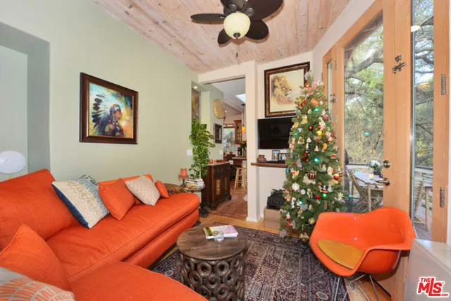 20965 Canyon Trail, Topanga, California 90290
