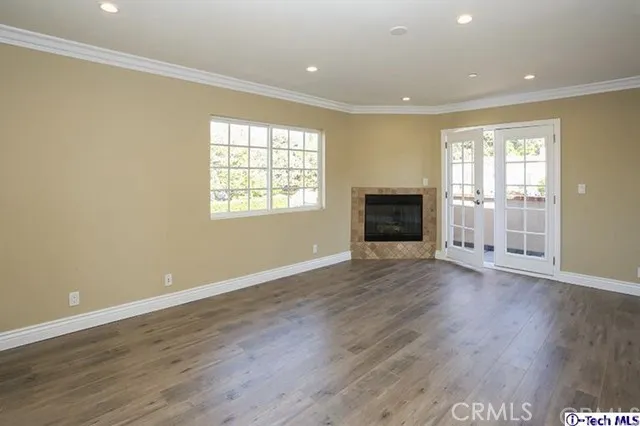 2066 Chilton Drive, Glendale, California 91201