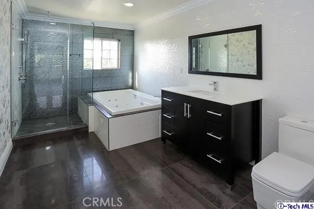 2066 Chilton Drive, Glendale, California 91201