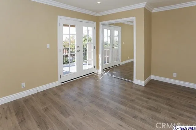 2066 Chilton Drive, Glendale, California 91201