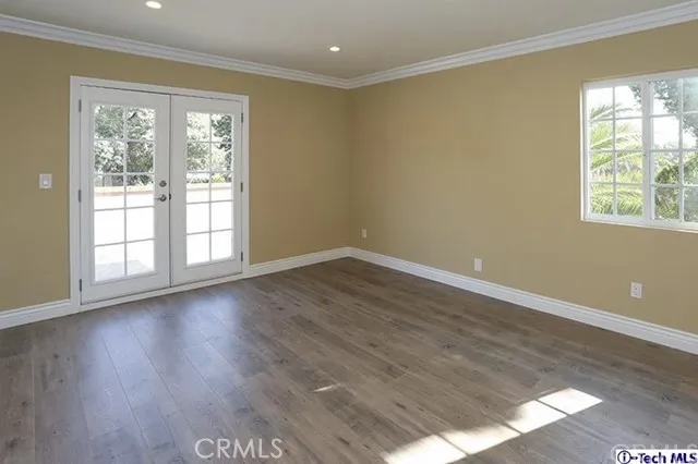 2066 Chilton Drive, Glendale, California 91201