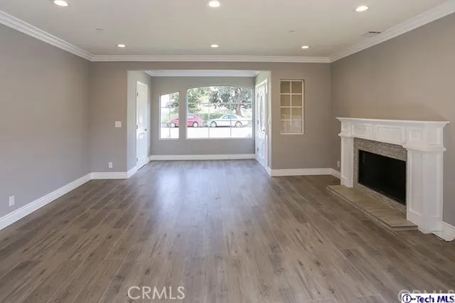 2066 Chilton Drive, Glendale, California 91201