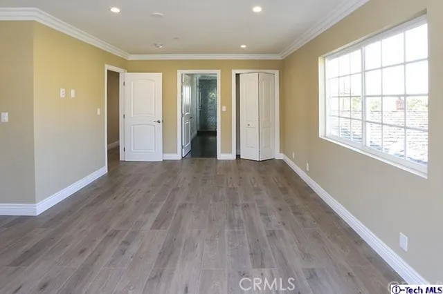 2066 Chilton Drive, Glendale, California 91201