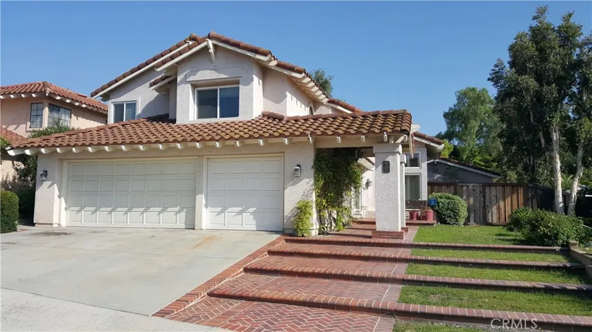 Welcome to the Cantabrio tract of Rancho Santa Margarita