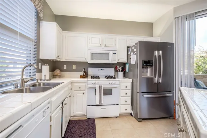 1034 S Saint Tropez Avenue, Anaheim Hills, California 92808