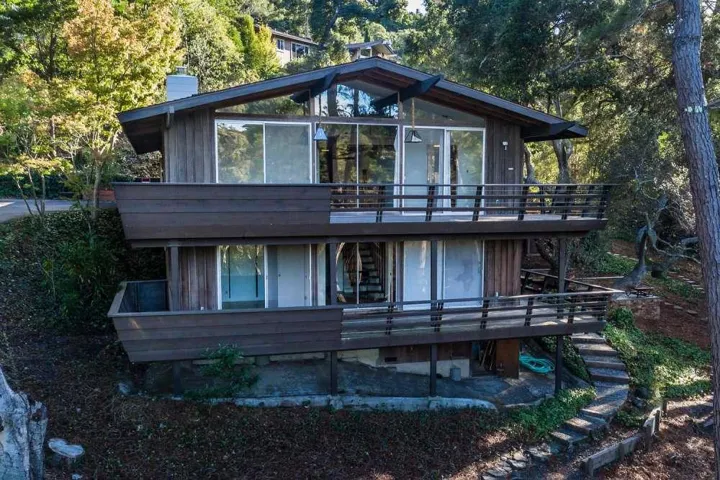 141 Glen Aulin Lane, Burlingame, California 94010