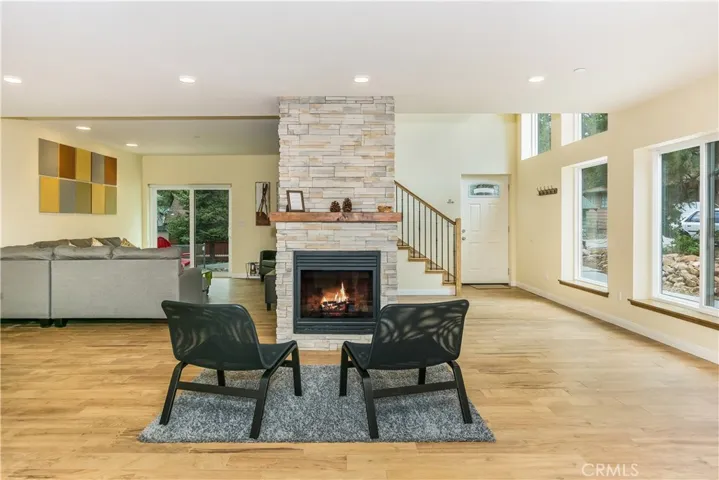 530 Wanita Lane, Big Bear, California 92315