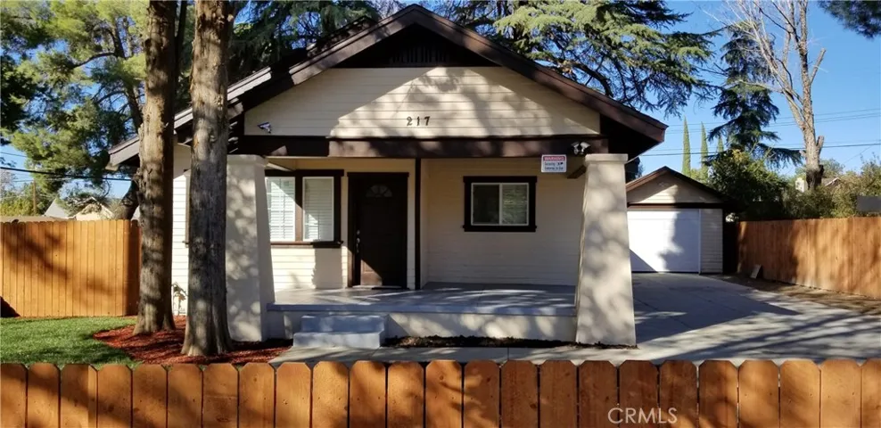 217 N 4th Street, Banning, California 92220