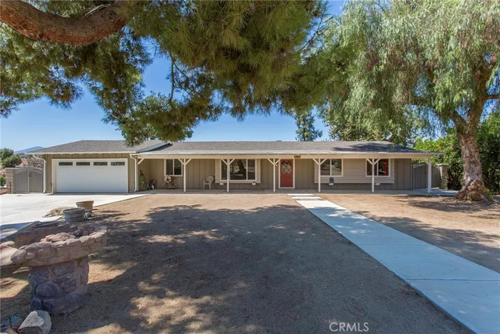 20641 Villa Knoll Drive, Lake Mathews, California 92570