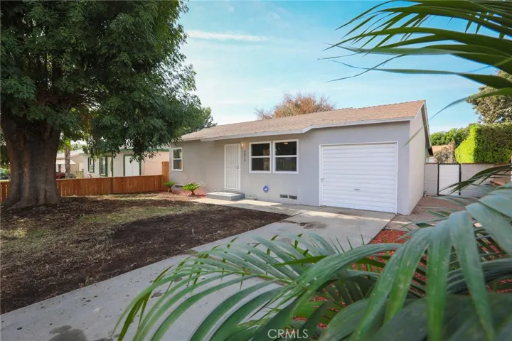 2013 Wesleygrove Avenue, Duarte, California 91010