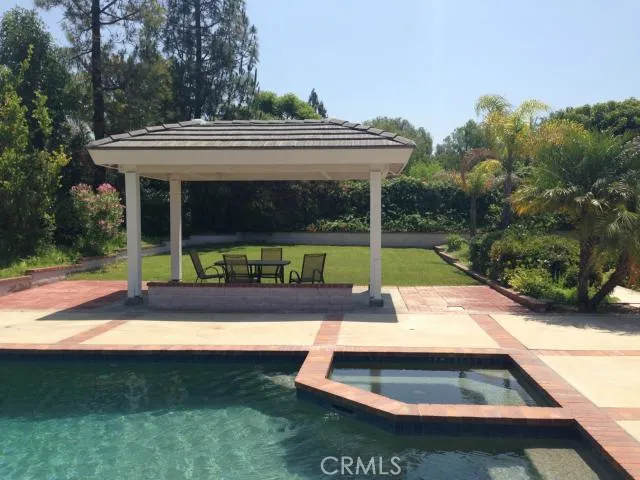7425 E Stone Creek Lane, Anaheim Hills, California 92808