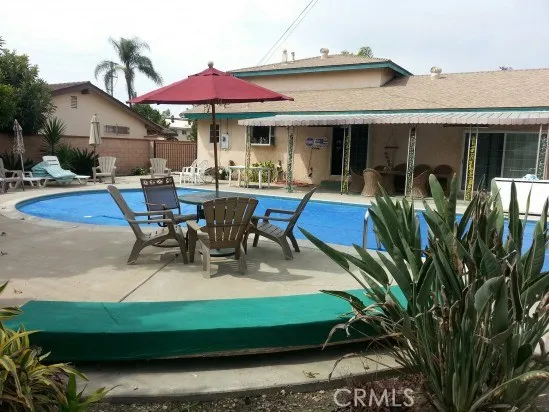 Oversize back yard