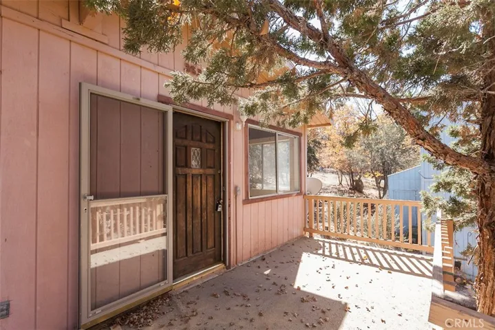 363 Vista Lane, Sugarloaf, California 92386