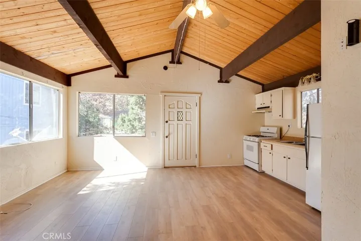 363 Vista Lane, Sugarloaf, California 92386