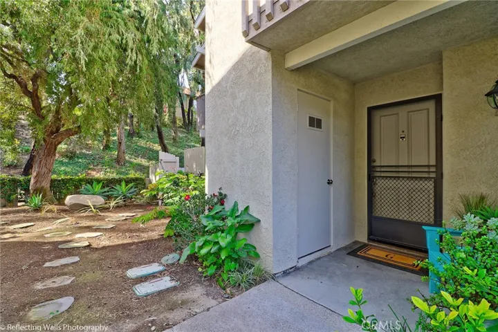 23251 La Glorieta A, Mission Viejo, California 92691