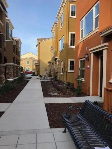 38941 Water Lily Place, Newark, California 94560
