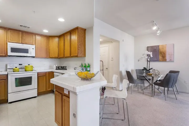 809 Auzerais Avenue 329, San Jose, California 95126