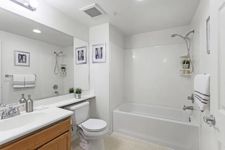 809 Auzerais Avenue 329, San Jose, California 95126