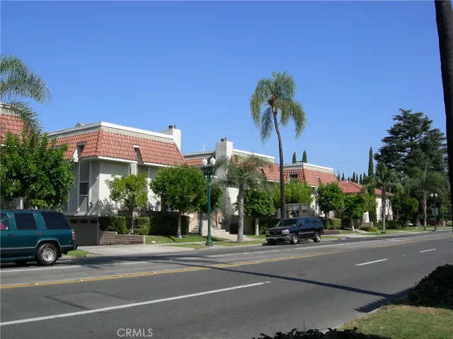 2204 N Broadway F, Santa Ana, California 92706