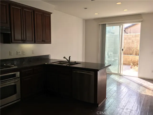 984 Fulham Street, Corona, California 92880