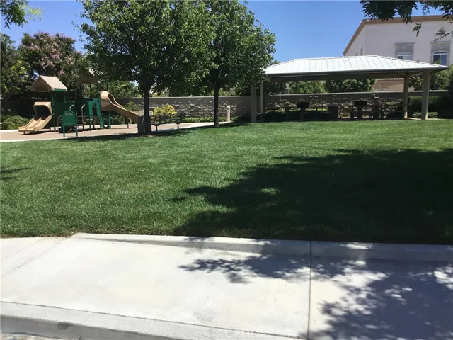 984 Fulham Street, Corona, California 92880