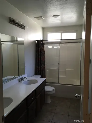 984 Fulham Street, Corona, California 92880