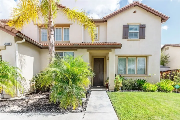 35984 Red Bluff Place, Murrieta, California 92562