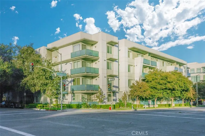160 S Hudson Avenue 101, Pasadena, California 91101