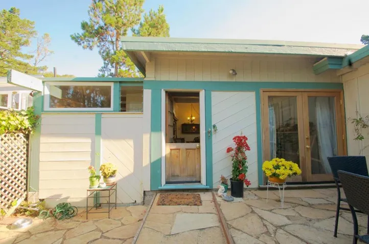 1171 Presidio Boulevard, Pacific Grove, California 93950