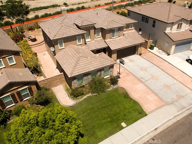 13746 Apple Moss Court, Eastvale, California 92880