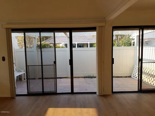 landsburn patio3