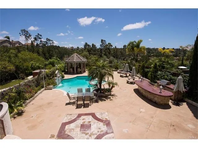 10 Arcata, Mission Viejo, California 92692