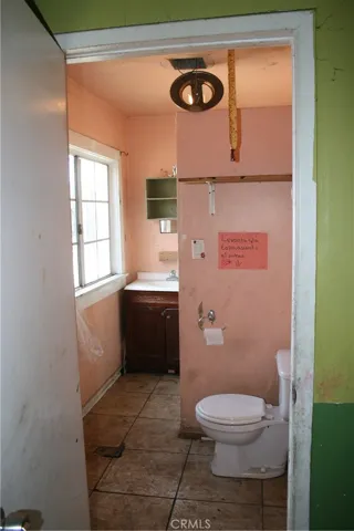 7417 Seville Avenue, Huntington Park, California 90255