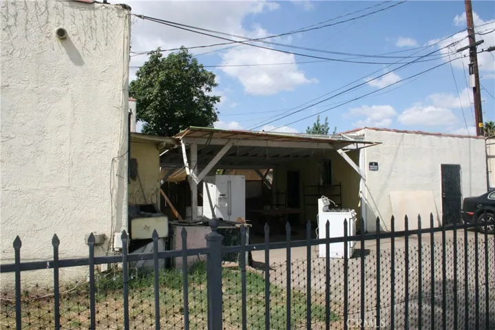 7417 Seville Avenue, Huntington Park, California 90255