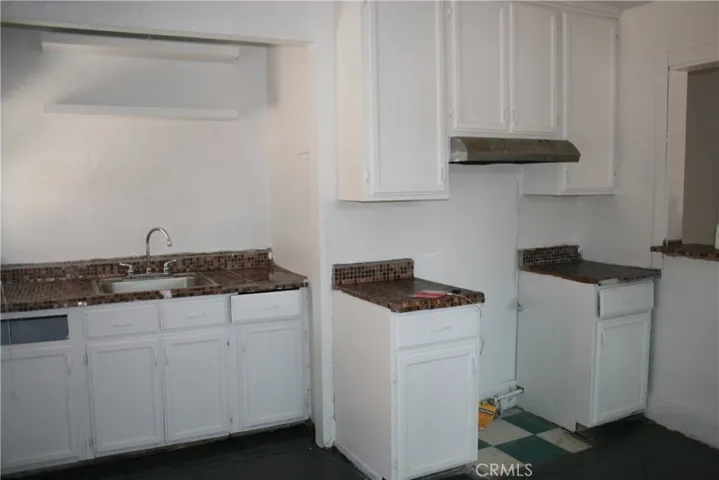 7417 Seville Avenue, Huntington Park, California 90255