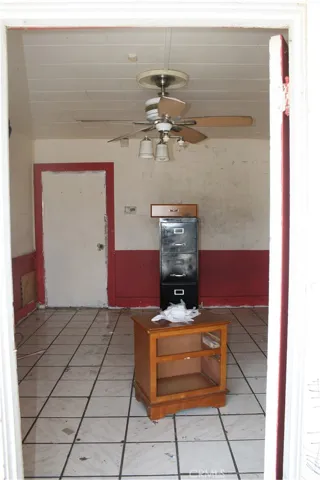 7417 Seville Avenue, Huntington Park, California 90255