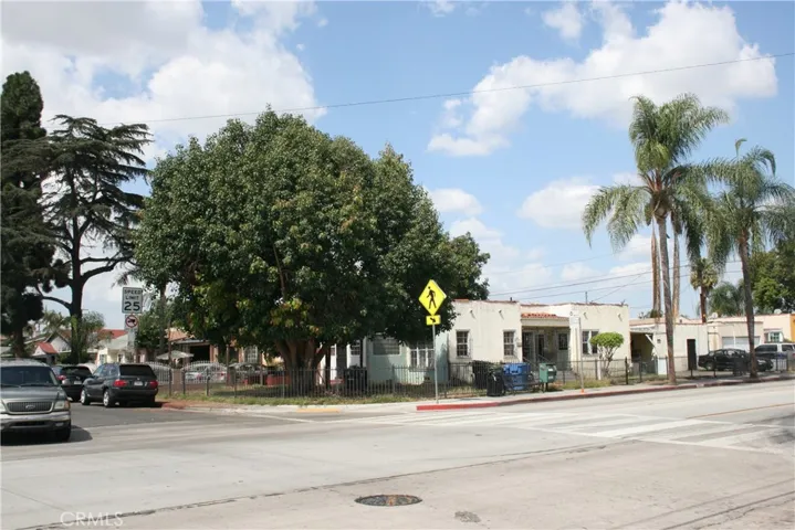 7417 Seville Avenue, Huntington Park, California 90255