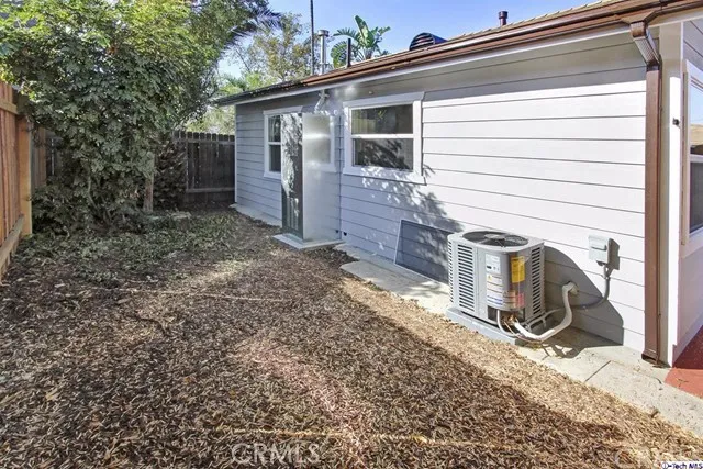 10563 Irma Avenue, Tujunga, California 91042