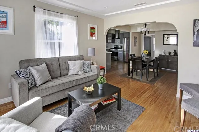 10563 Irma Avenue, Tujunga, California 91042