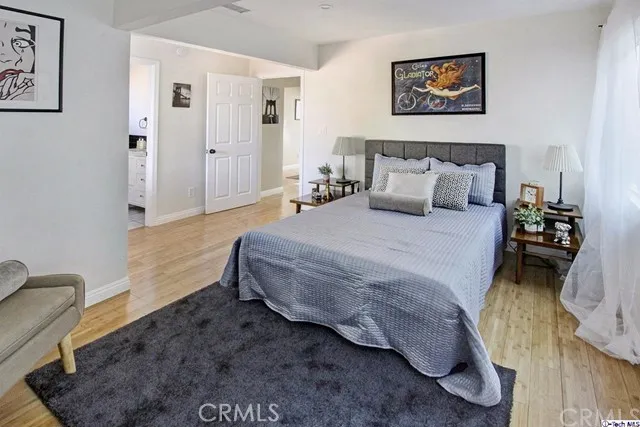 10563 Irma Avenue, Tujunga, California 91042