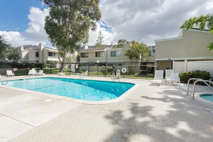 StoneyView24