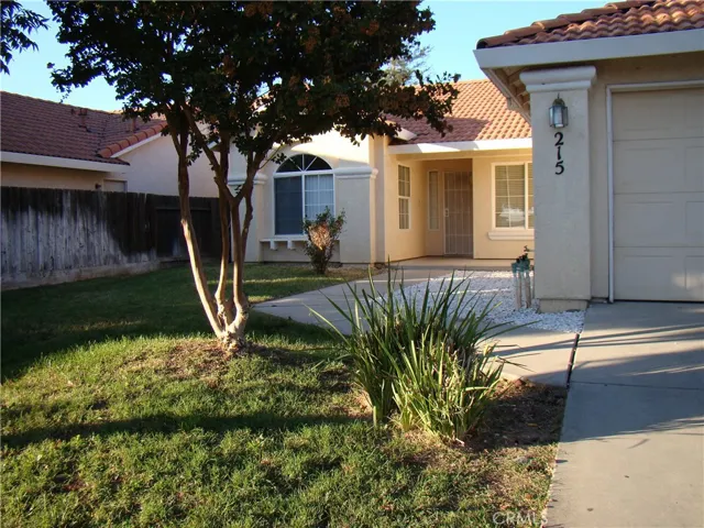 215 E Manzanita Drive, Atwater, California 95301