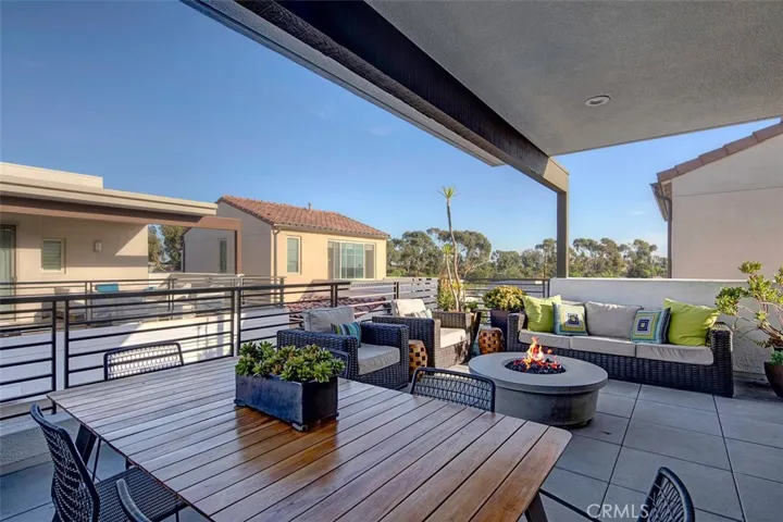 5224 Pacific Terrace, Hawthorne, California 90250