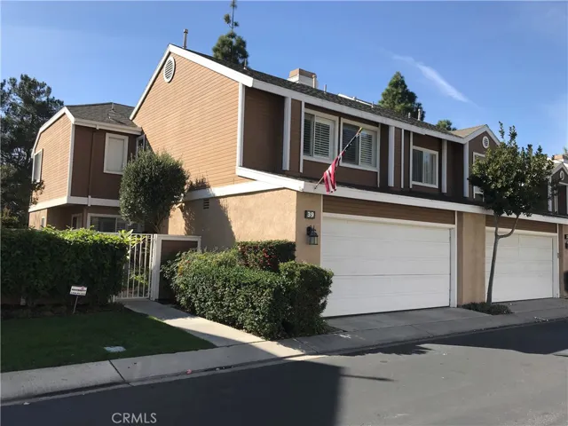 39 Sandalwood 92, Aliso Viejo, California 92656