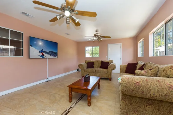 7401 El Tomaso Way, Buena Park, California 90620