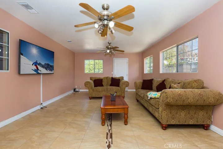 7401 El Tomaso Way, Buena Park, California 90620