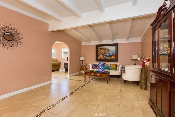 7401 El Tomaso Way, Buena Park, California 90620