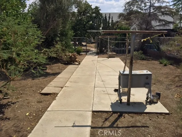 15787 Rose Avenue, Fontana, California 92337