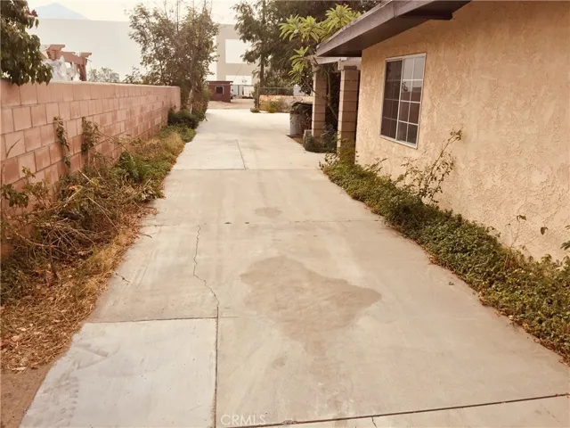 15787 Rose Avenue, Fontana, California 92337