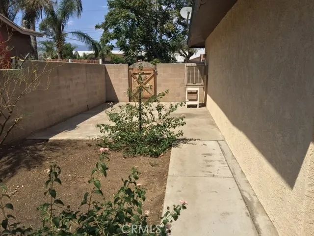 15787 Rose Avenue, Fontana, California 92337